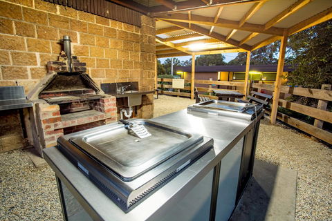 BIG4 Castlemaine Gardens - Accommodation Asia 25