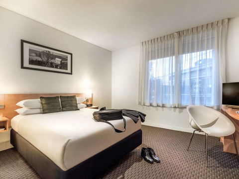 Ibis Melbourne Hotel And Apartments - Accommodation Guide 0