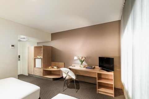 Ibis Melbourne Hotel And Apartments - Accommodation Guide 10
