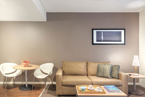 Ibis Melbourne Hotel And Apartments - Accommodation Guide 16