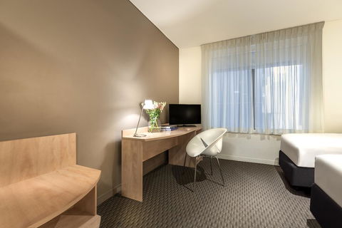 Ibis Melbourne Hotel And Apartments - Accommodation Guide 9