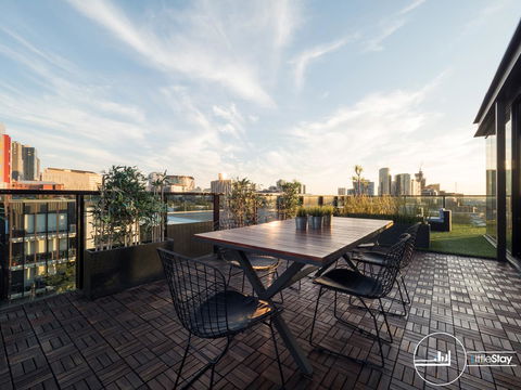 LittleStay Alessi - 2 Bedroom Aptm - Accommodation Asia 21