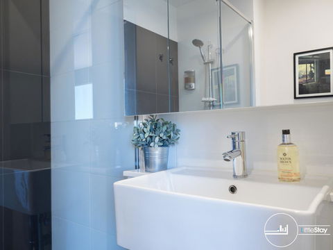 LittleStay Alessi - 2 Bedroom Aptm - Accommodation Asia 35