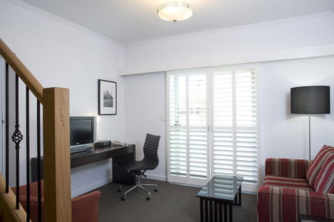 Alto Hotel On Bourke - Accommodation Guide 24