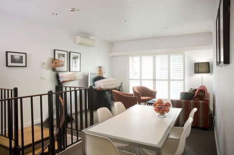 Alto Hotel On Bourke - Accommodation Guide 27
