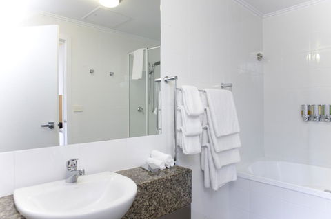 Alto Hotel On Bourke - Accommodation Guide 34