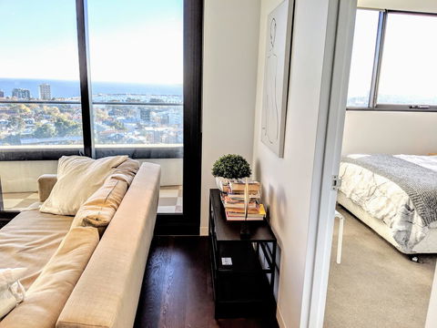 Breathtaking View Apartment With Gym & Sauna - Accommodation Asia 10