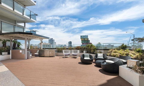 Breathtaking View Apartment With Gym & Sauna - Accommodation Asia 2