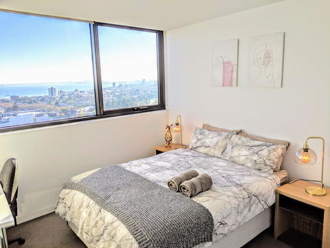 Breathtaking View Apartment With Gym & Sauna - Accommodation Asia 13