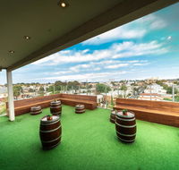 Summer House Melbourne Backpackers