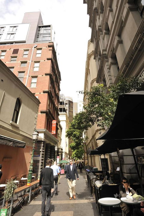 Metro Apartments On Bank Place - Accommodation Asia 8
