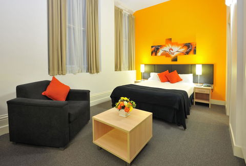 Metro Apartments On Bank Place - Accommodation Asia 2