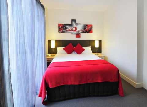Metro Apartments On Bank Place - Accommodation Asia 9