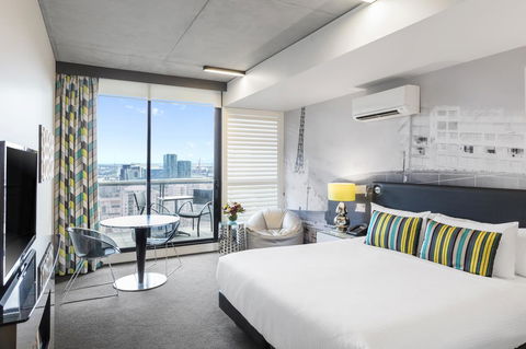Apartments @ 350 William - Accommodation Asia 0