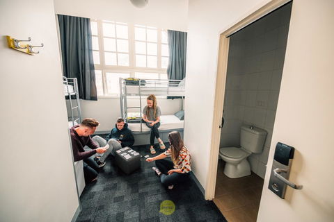 Roamer Melbourne - Formerly Selina Central Melbourne - Accommodation Asia 3
