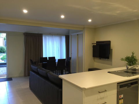 Park Squire Motor Inn & Serviced Apartments - Accommodation Guide 32