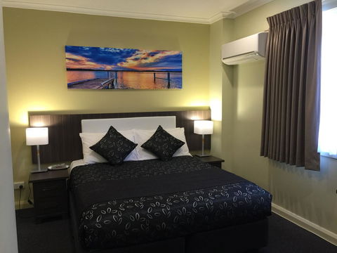 Park Squire Motor Inn & Serviced Apartments - Accommodation Guide 36