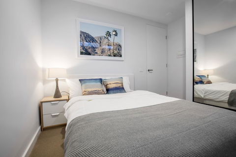 Cosmo Central Hotel Apartment - Accommodation Guide 37