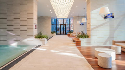 Cosmo Central Hotel Apartment - Accommodation Guide 5