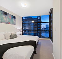 Premier Stays Melbourne