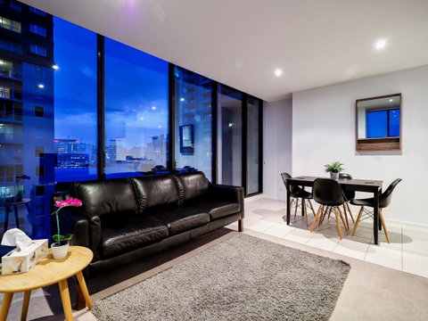 Premier Stays Melbourne - Accommodation Guide 7