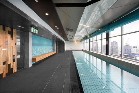Auguste, Melbourne CBD Private Accommodation With Parking - Accommodation Guide 3