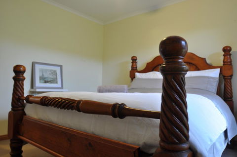 Crimea Retreat - Accommodation Asia 44