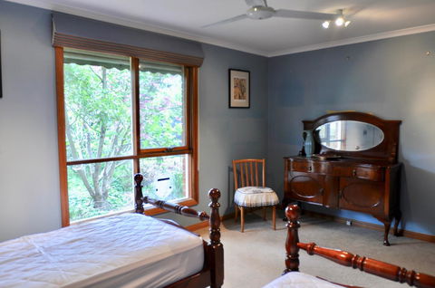 Crimea Retreat - Accommodation Asia 41