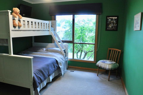 Crimea Retreat - Accommodation Asia 10