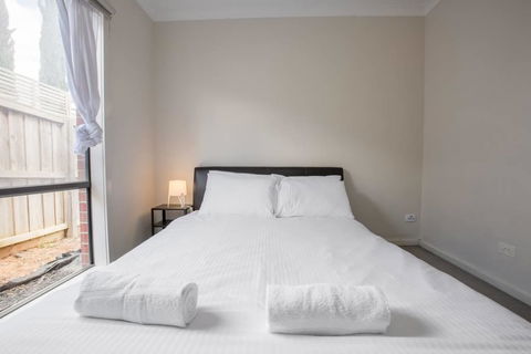 Holiday Rose - Accommodation Asia 5