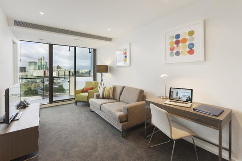 28 Nights Apartments - Accommodation Guide 3