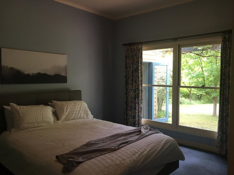 The Orchard House - Accommodation Guide 22