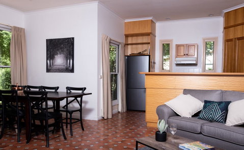 The Orchard House - Accommodation Guide 13