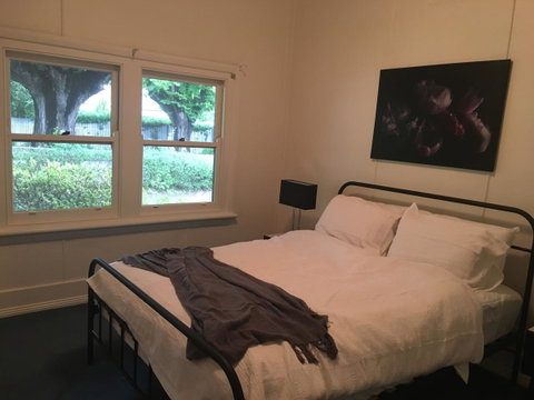 The Orchard House - Accommodation Guide 24