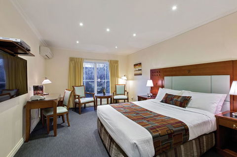 Best Western Plus Buckingham International - Accommodation Guide 28