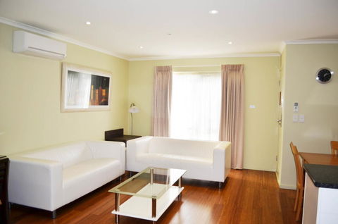 Best Western Plus Buckingham International - Accommodation Guide 26