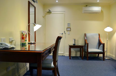 Best Western Plus Buckingham International - Accommodation Guide 39