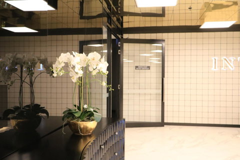 Crown Boutique S Collection - Accommodation Guide 22