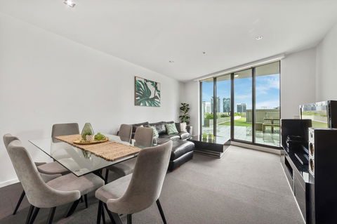 Signature Waterfront Apartments - Accommodation Asia 29
