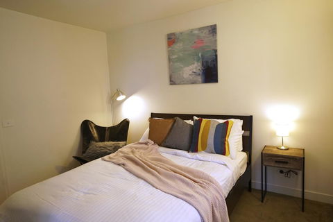 [Modern/Spacious]2BDR CBD FREE Carpark, FREE Wifi - Accommodation Guide 6