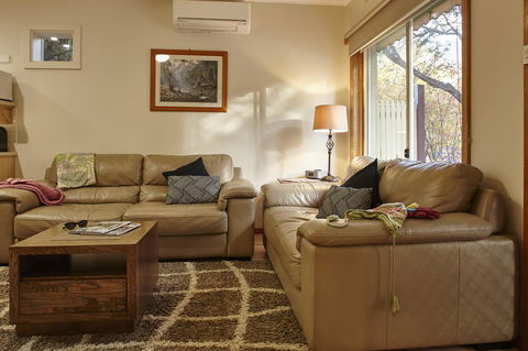 Goldfield Holiday Units - Accommodation Asia 11
