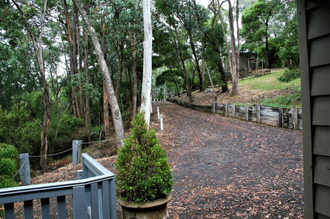 Tangenong Cottages - Accommodation Asia 19