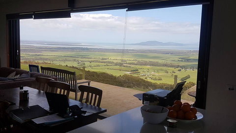 One Tree Hill Wilson Prom And Ocean Views - Accommodation Asia 0