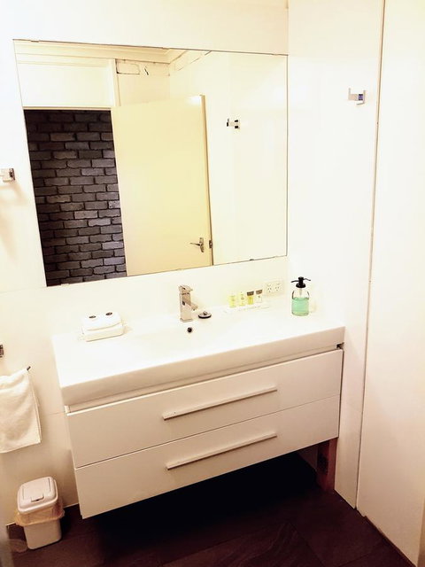 Tropicana Motor Inn - Accommodation Asia 24