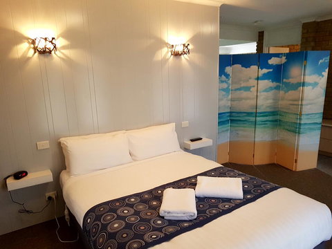 Tropicana Motor Inn - Accommodation Asia 2