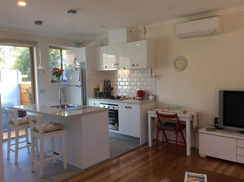 Avilla By The Bay - Accommodation Asia 25