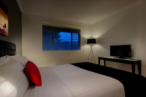 Crest On Barkly Hotel - Accommodation Asia 32
