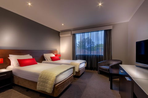Crest On Barkly Hotel - Accommodation Asia 24