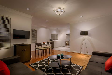 Crest On Barkly Hotel - Accommodation Asia 30