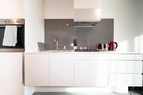 Ocean View/South-bank Premium Location 2 Bedroom Apartments - Accommodation Guide 16